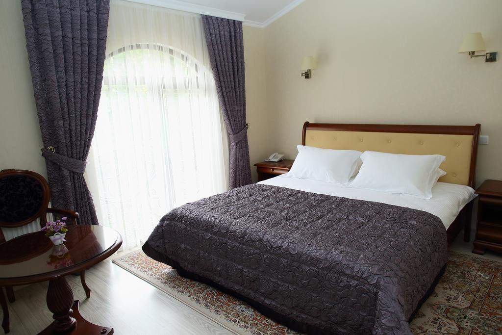 Prima Villa Guest House Vinnitsya Oda fotoğraf